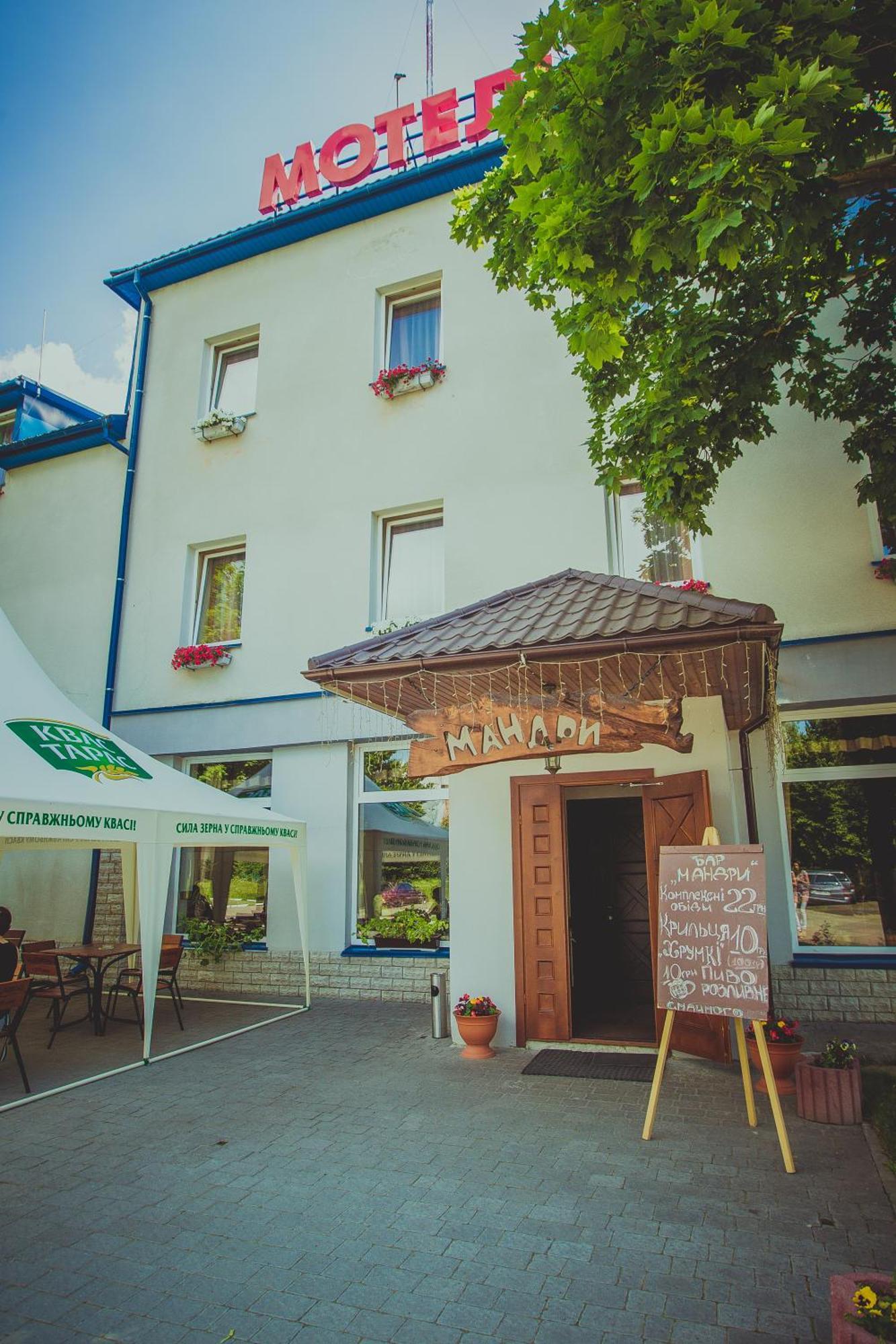 Formula 1 Motel Ивано-Франкивск Екстериор снимка